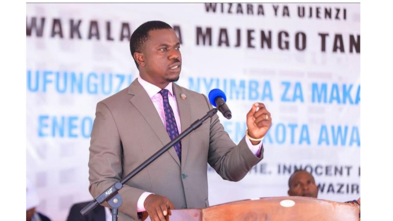 MHE. BASHUNGWA AZINDUA NYUMBA ZA MAKAZI YA WATUMISHI WA UMMA ZILIZOJENGWA ENEO LA MAGOMENI KOTA AWAMU YA PILI