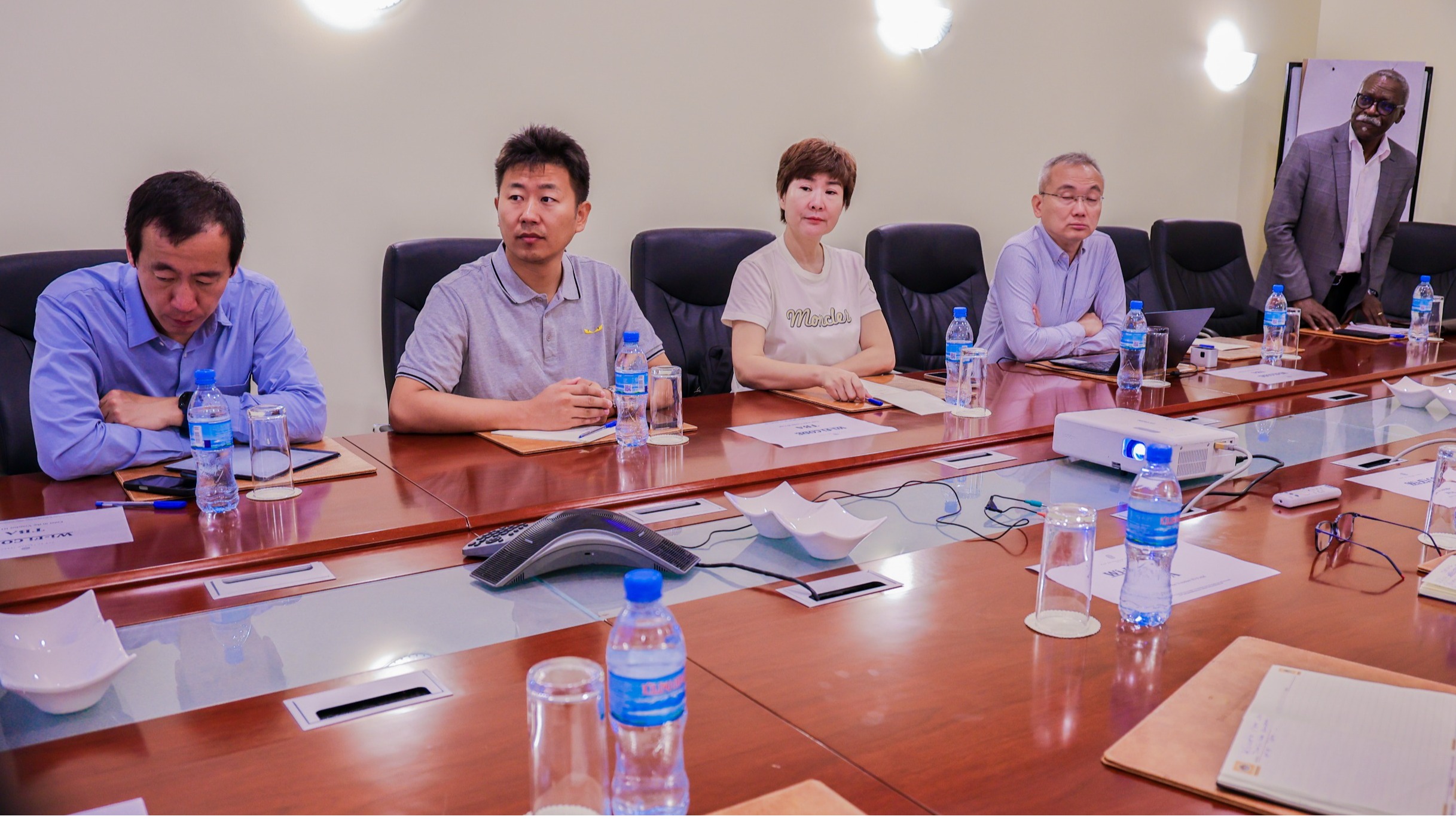 TBA YAJADILIANA NA WAWEKEZAJI KAMPUNI YA JIAYOU INTENATIONAL ILI KUWEKEZA TUNDUMA MKOANI SONGWE